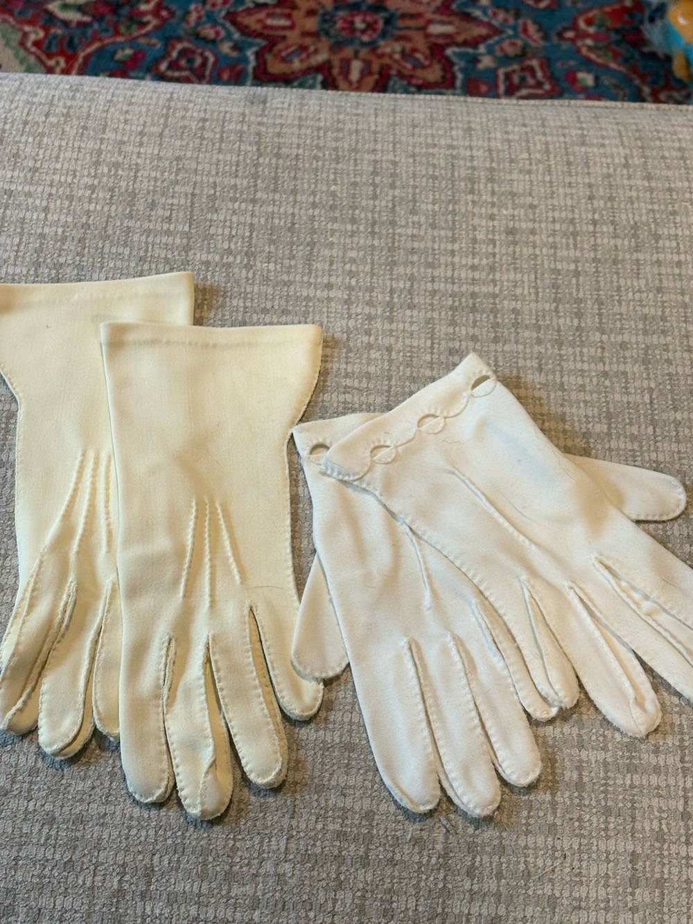 Pair of vintage ladies gloves.